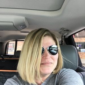 Meet your Posher, Christina